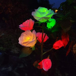 비상 장미꽃 7송이 컬러풀 LED 태양열 태양광 정원등 전등 야외조명